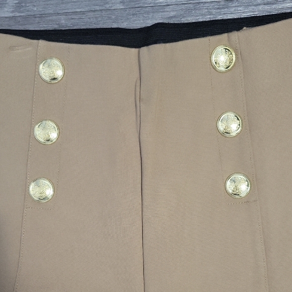 Elegant Tan High-Waisted Pants - Picture 2 of 4